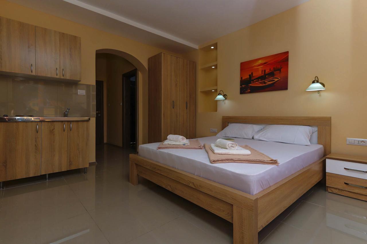 Jovan Apartments Petrovac Extérieur photo